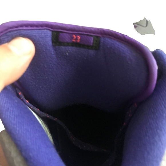 Jordan 2 Retro - Picture 8 of 13